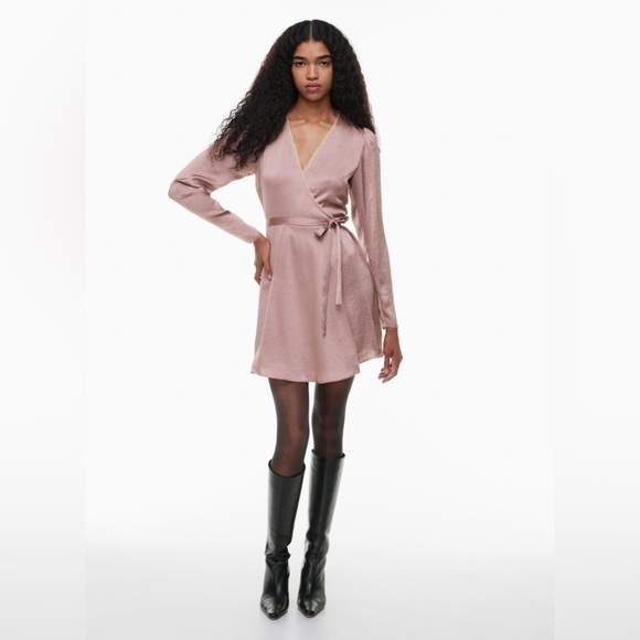 Aritzia Wilfred Mademoiselle Satin Longsleeve Dress - Picture 2 of 16